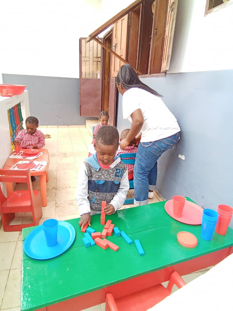 Activités et vie du centre Montessori Cameroun